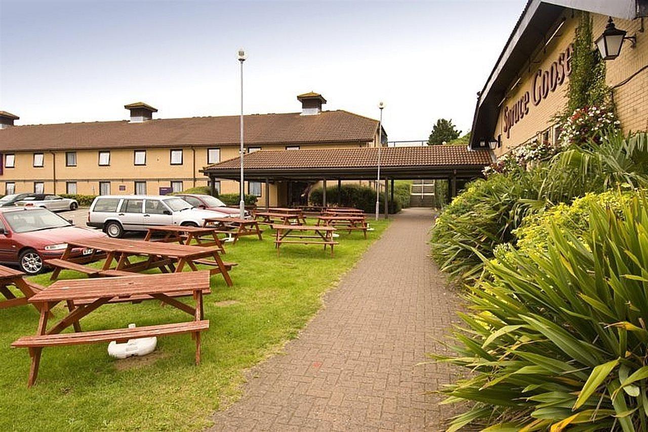 Premier Inn Basingstoke West المظهر الخارجي الصورة