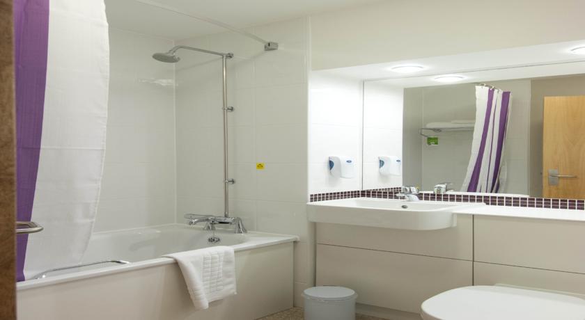 Premier Inn Basingstoke West المظهر الخارجي الصورة