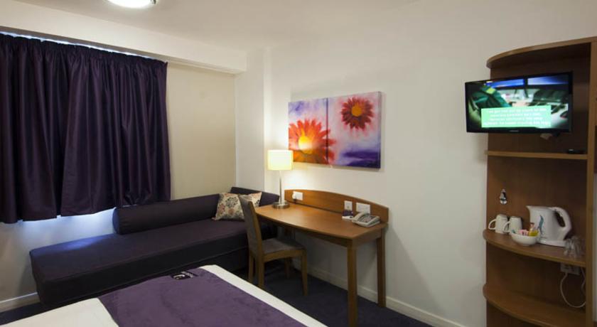 Premier Inn Basingstoke West المظهر الخارجي الصورة
