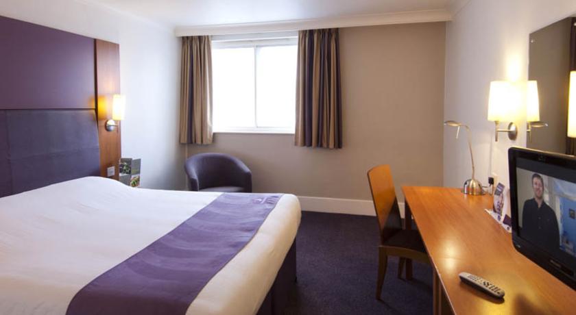 Premier Inn Basingstoke West المظهر الخارجي الصورة