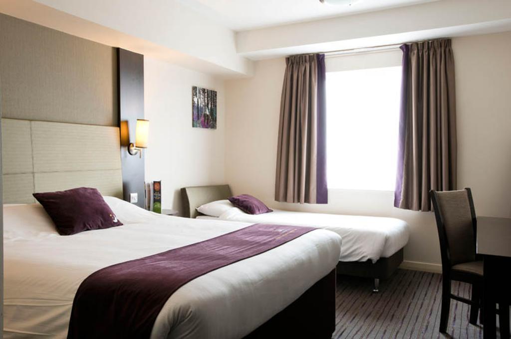 Premier Inn Basingstoke West المظهر الخارجي الصورة