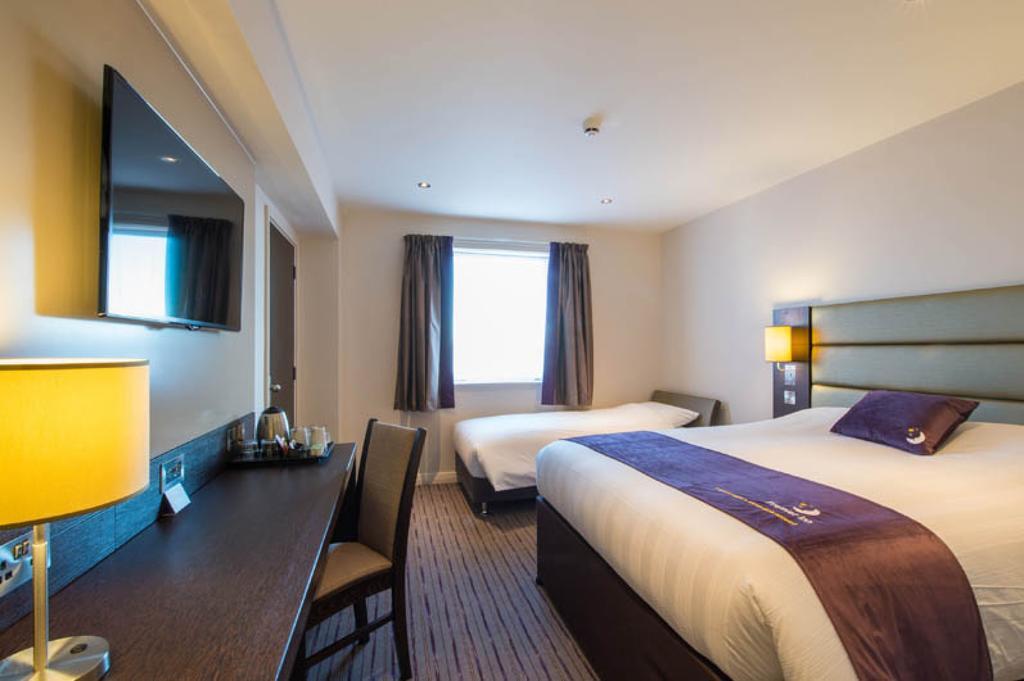 Premier Inn Basingstoke West المظهر الخارجي الصورة