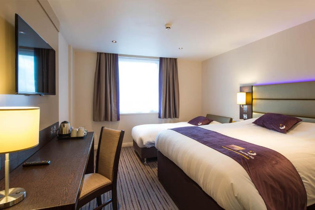 Premier Inn Basingstoke West المظهر الخارجي الصورة