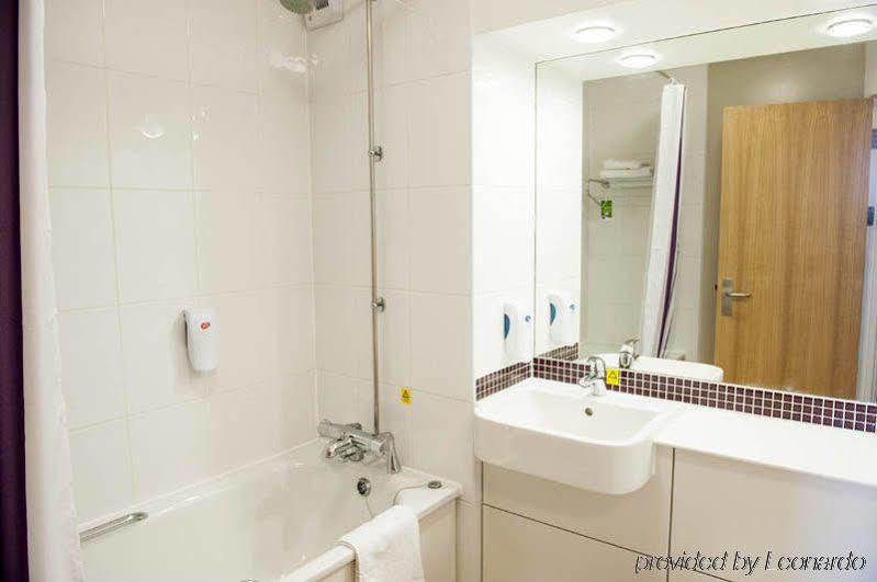 Premier Inn Basingstoke West المظهر الخارجي الصورة